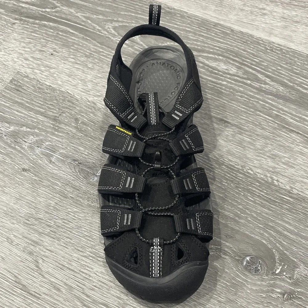 Keen Clearwater CNX Sandals Black Lace-Lock Bungee Mens 11 Right Foot only